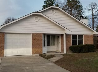 720 Kadi Ln, Hinesville, GA 31313