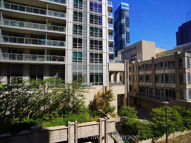 717 Bay St #409 — Photo 10