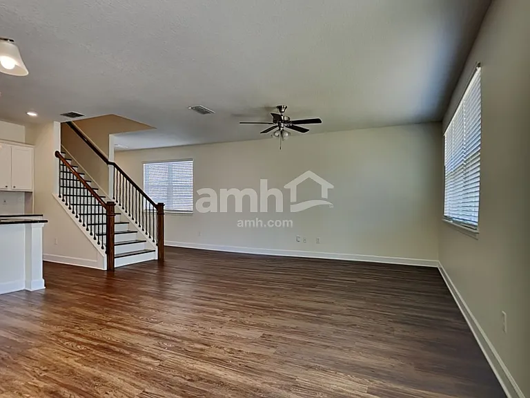 3067 Creek Village Ln — Photo 6
