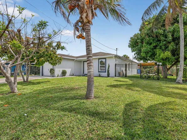 1691 W 26th Court, Riviera Beach, FL 33404
