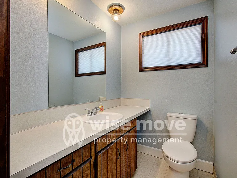 4001 NW 127th St — Photo 26