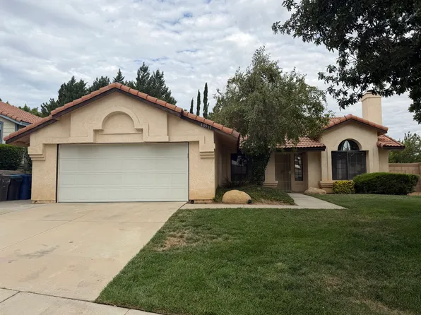 40517 Palmas Ct, Palmdale, CA 93551