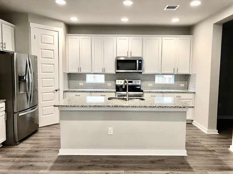 624 Peace Pipe Way — Photo 1