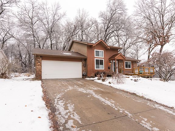 2nd image of 1327 Gladstone Dr SE