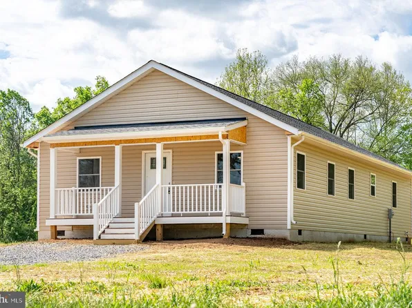 635 Wirt Ave, Elkton, VA 22827