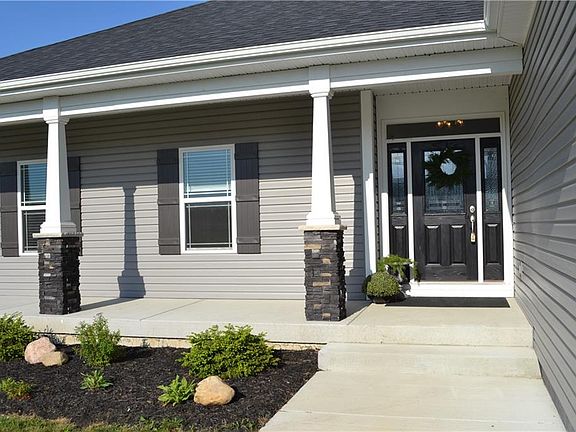 3rd image of 3290 N Jersey Dr