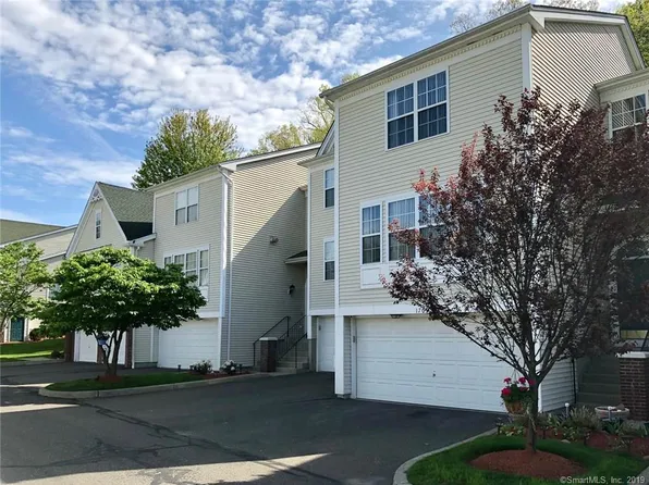 1705 Eaton Ct, Danbury, CT 06811