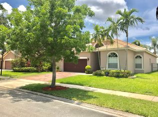 214 SW 166th Ave, Pembroke Pines, FL 33027