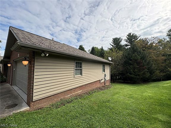 4th image of 104 Kell Ln
