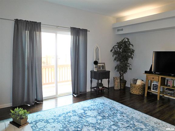 5th image of 2028 S 2nd Ave #2028