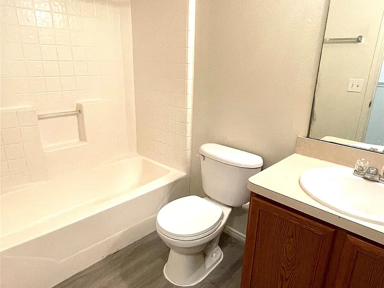23623 Twisting Falls Dr — Photo 38