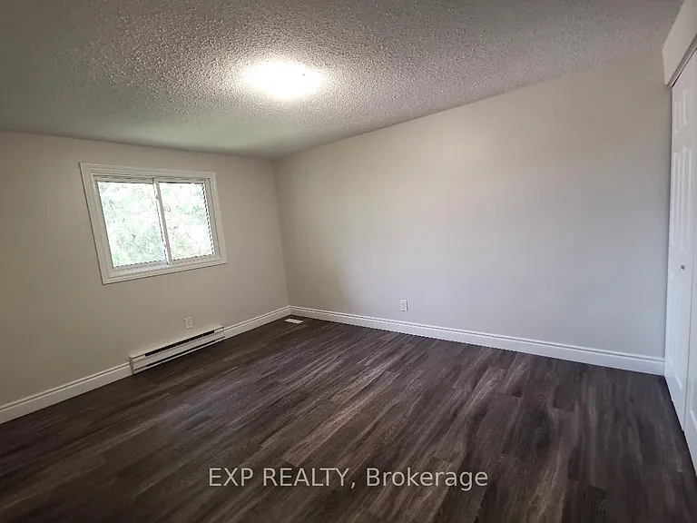 550 2nd St #5 — Photo 10
