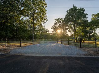 1 N 4450th Rd, Locust Grove, OK 74352