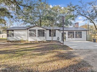 1033 Lou Gauthier Rd, Saint Martinville, LA 70582