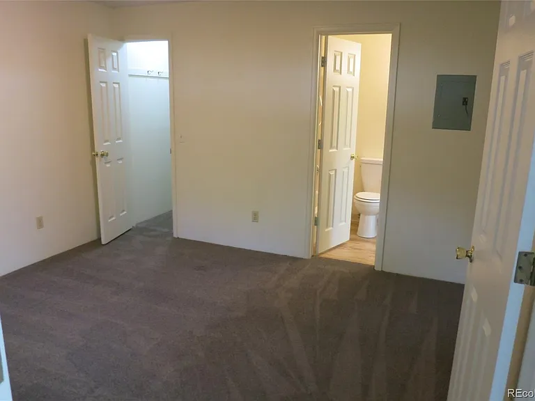 4811 White Rock Cir #D — Photo 11