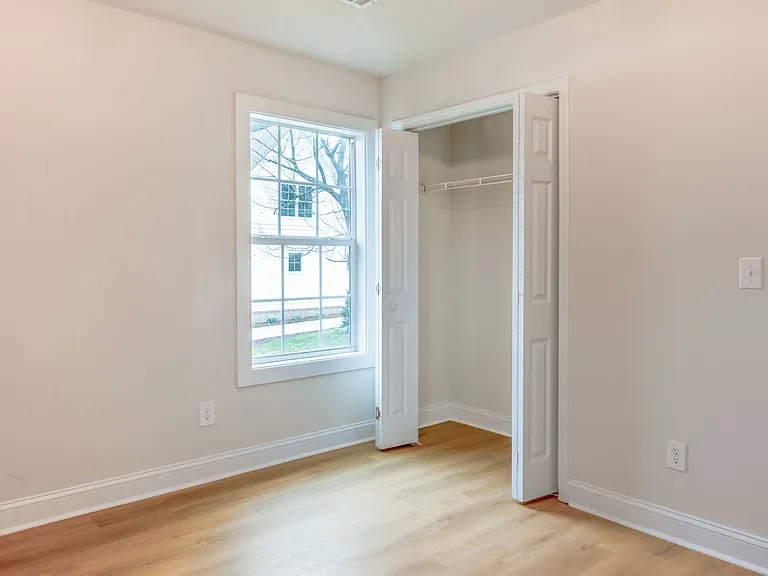 37 Coweta St — Photo 6
