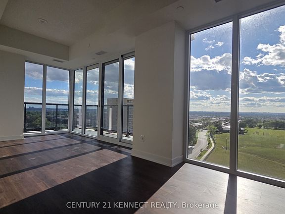 4th image of 2825 Jane St #909