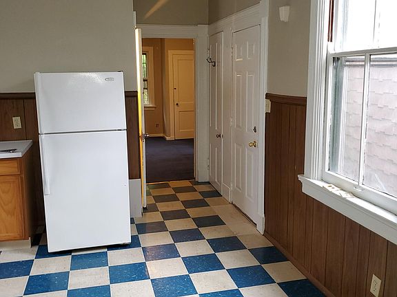 3rd image of 1239 Hermes Ave