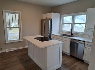 402 E Center St, Sikeston, MO 63801