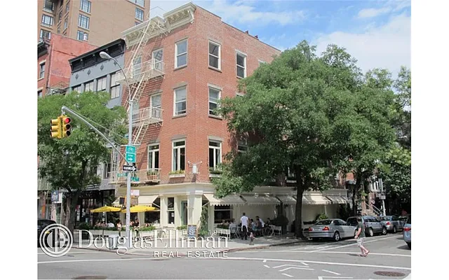 Rented by Douglas Elliman | media 3