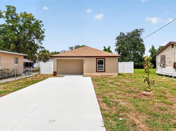 2435 5th St NE, Winter Haven, FL 33881