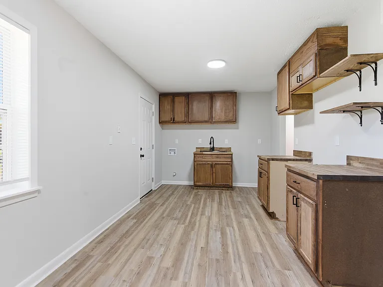 3206 Melbourne St — Photo 16