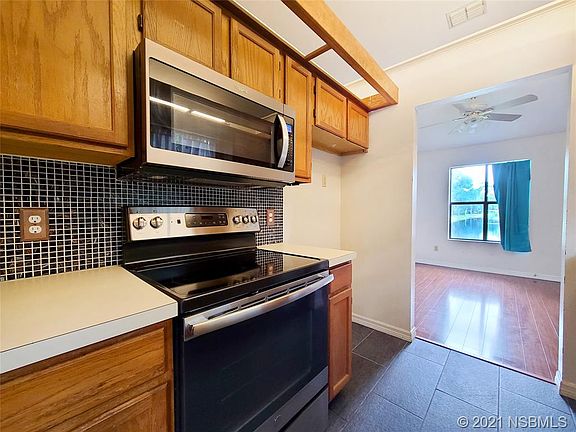 4th image of 812 Soft Pine Ct