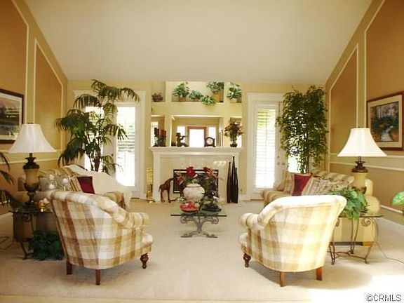4th image of 325 Ashbury Ln