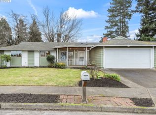 23654 SE Oak St, Gresham, OR 97030