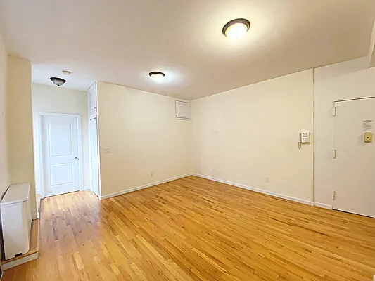 Rented by Rachel Realty | media 4