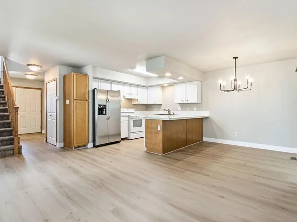 1637 Westbridge Dr #B4, Fort Collins, CO 80526