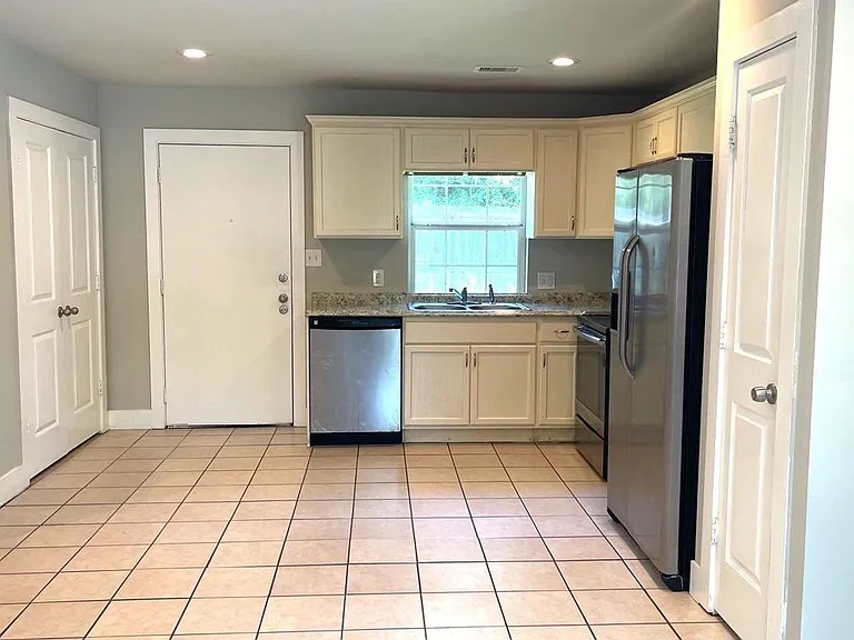 11435 Raincove Dr #A — Photo 2