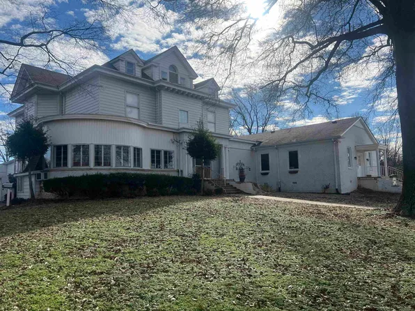 416 SAMPSON AVE, Dyersburg, TN 38024-9999