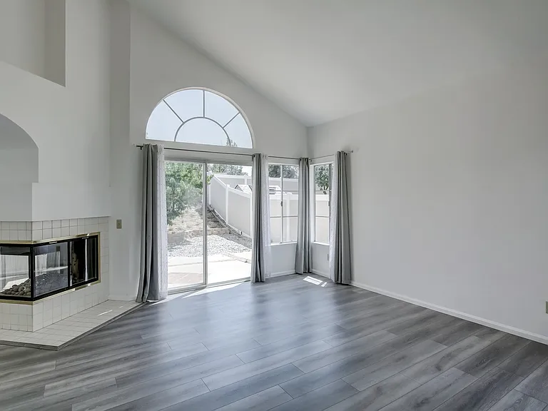34921 Shadowwood Dr — Photo 9