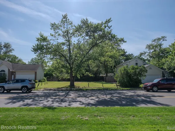 0 Middlebelt Rd, Farmington, MI 48334