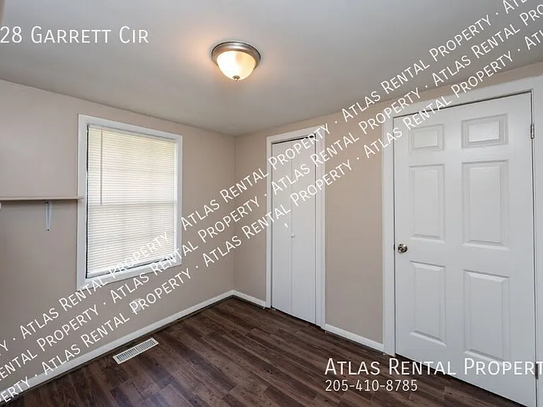 928 Garrett Cir — Photo 11