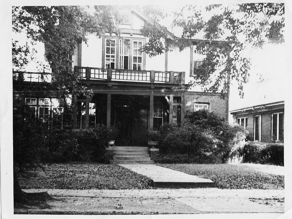 2nd image of 1224 S Perry St