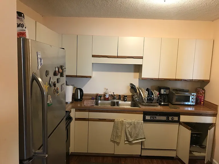 100 Cove Way #1004 — Photo 7