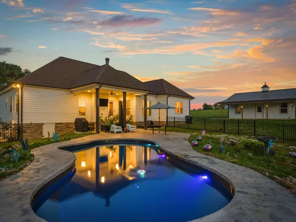 3378 New Hall Rd, Greenbrier, TN 37073