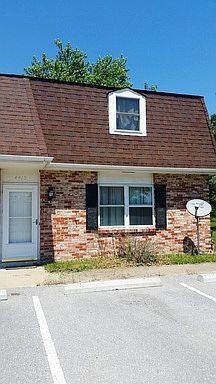 2nd image of 4413 W Ludwick Blvd