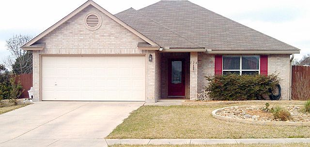 1st image of 126 Lauren Ln