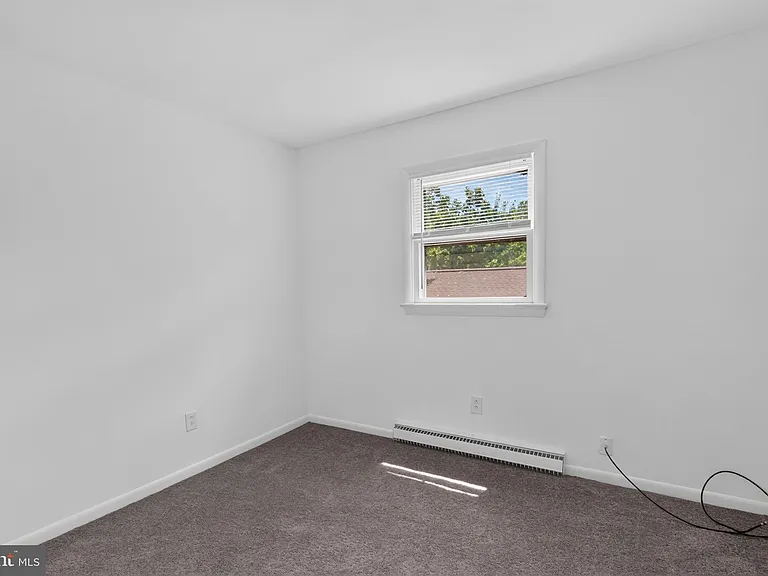 351 Calvert St — Photo 11