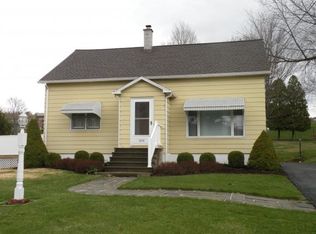 606 Reynolds Rd, Johnson City, NY 13790