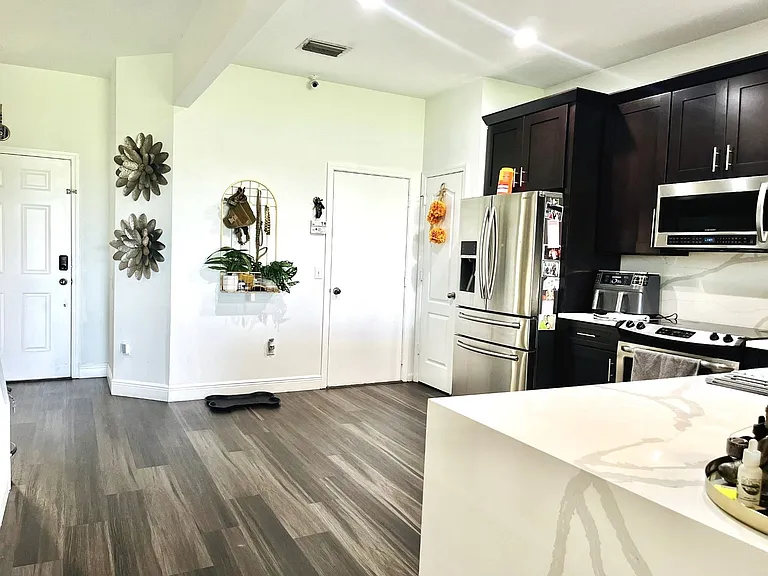 4971 Pond Ridge Dr — Photo 6