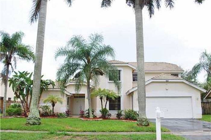 1st image of 10390 NW 20th Ct