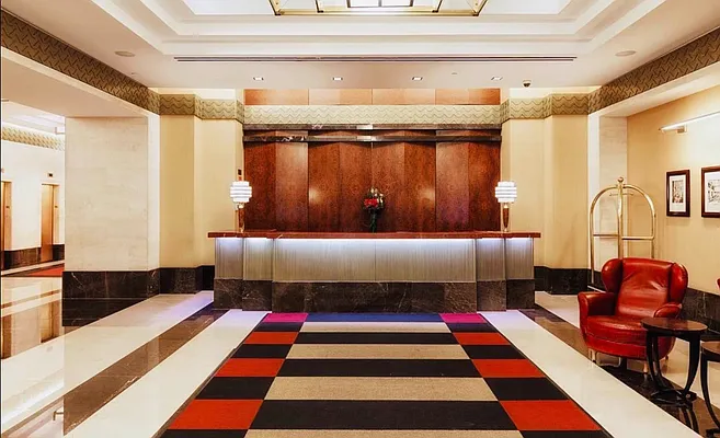 Rented by Level Group | media 14