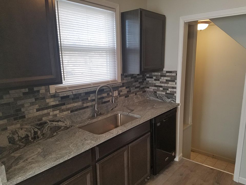 1st image of 11396 Cardwell St