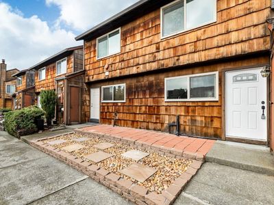 1451 Parkway Drive, Rohnert Park, CA, 94928