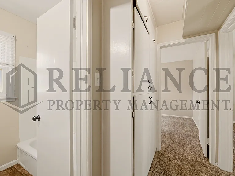 4546 S Osage St — Photo 21