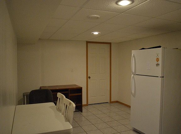 5th image of 2588 Adamsway Dr